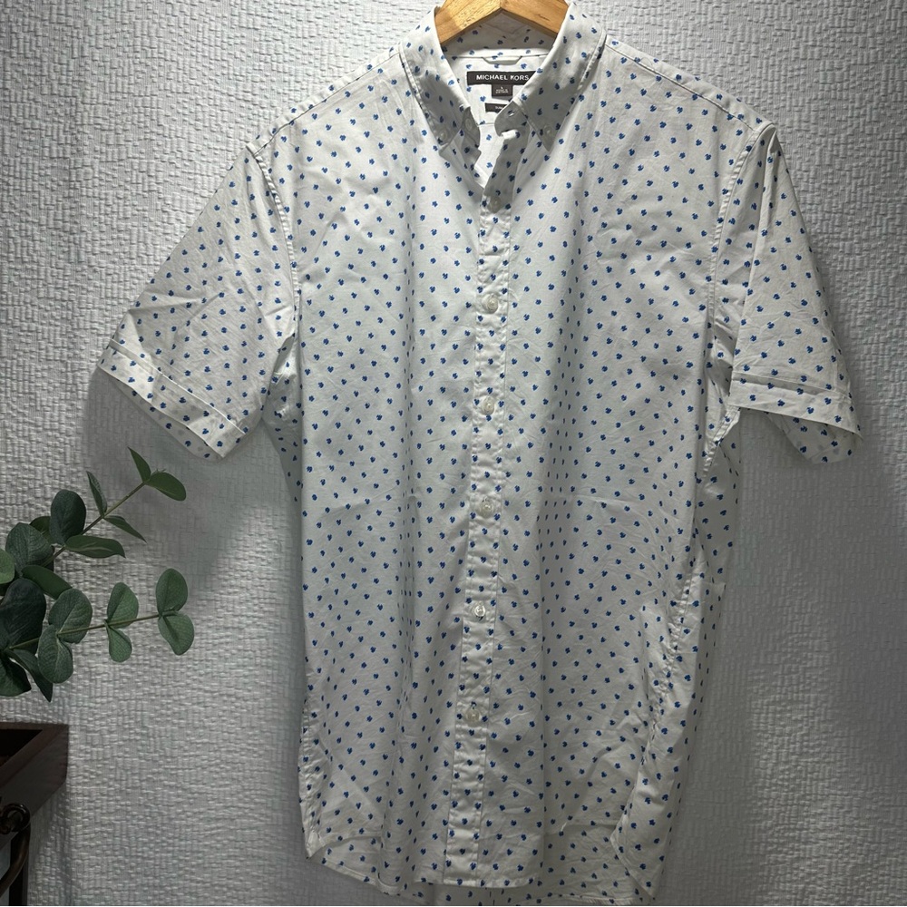 NWOT Michael Kors Men's White Slim Fit Button-Down Short Sleeve w/Blue Pattern